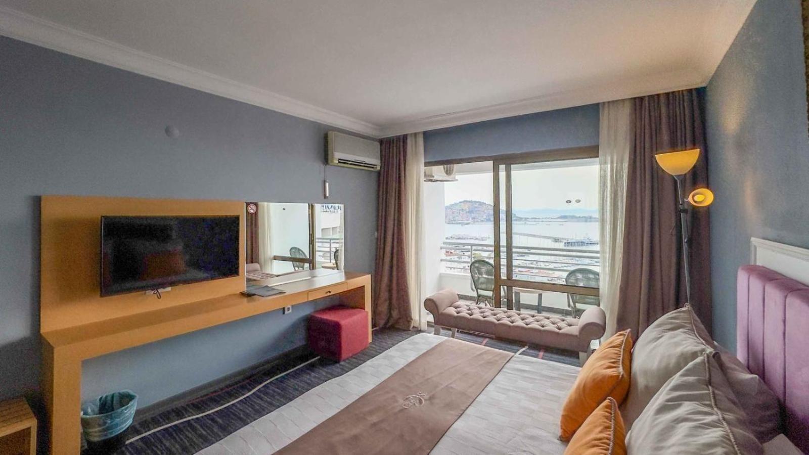 Hotel Suhan Seaport Kusadası